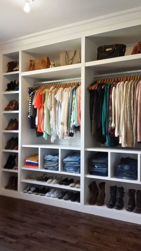 Closet Pared.webp