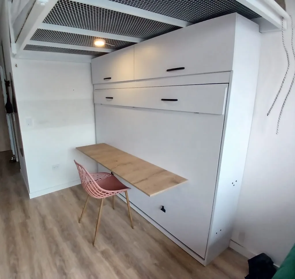 Cama Abatible Estantes y Escrotiorio Ce.webp